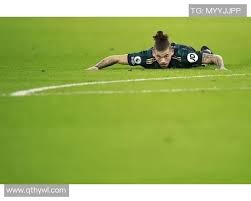 库里三分雨，勇士3月八连胜