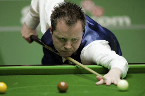 他逐渐由默 他逐渐由默